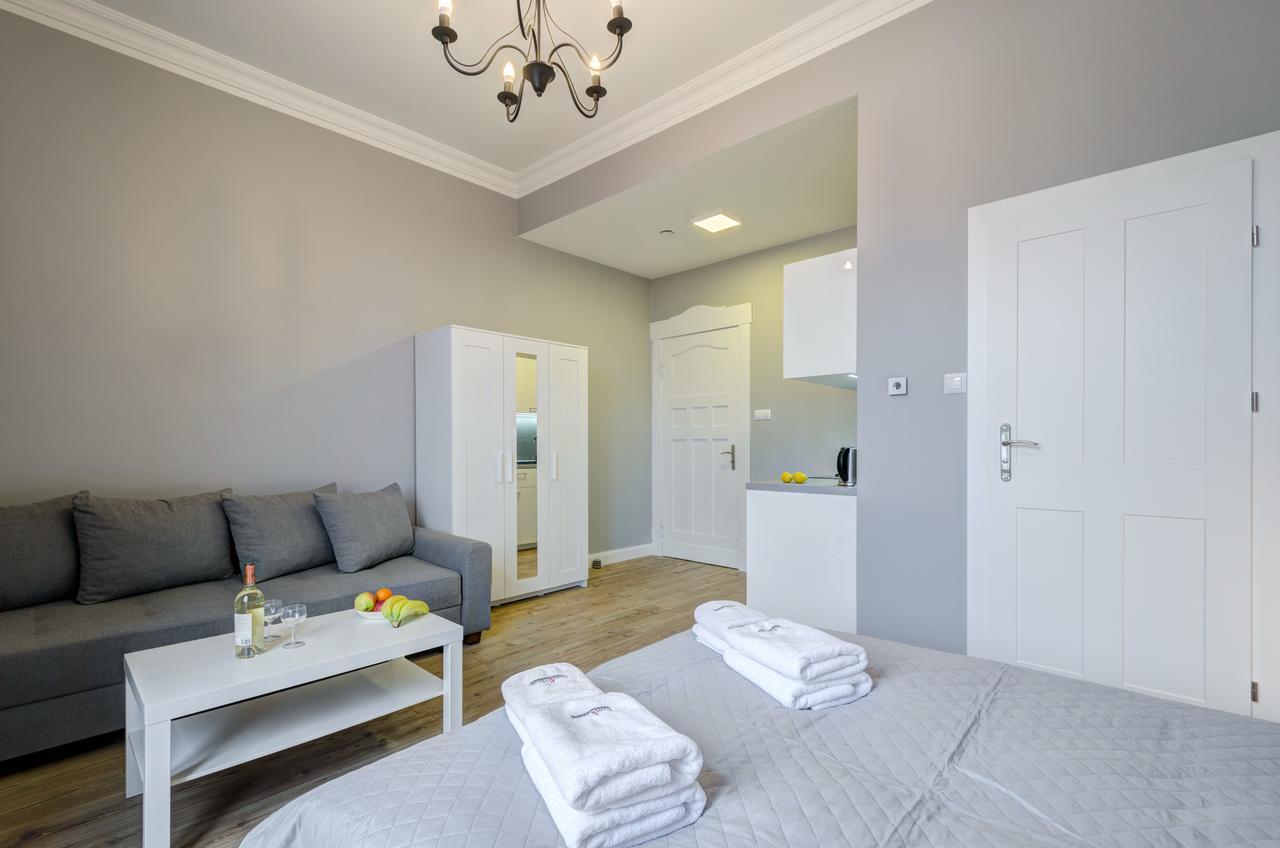 Dom & House - Apartments Podjazd Central ソポト エクステリア 写真
